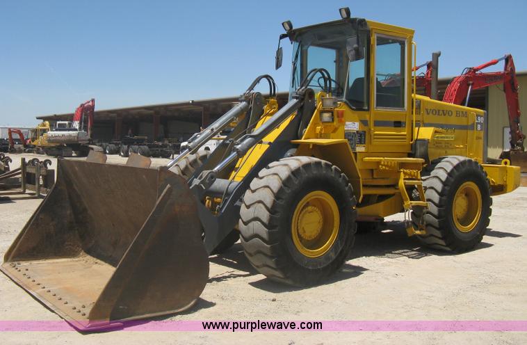 image for item A6415 1993 Volvo BM L90B wheel loader