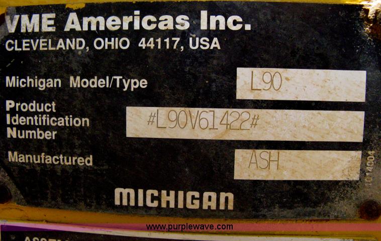 image for item A6415 1993 Volvo BM L90B wheel loader