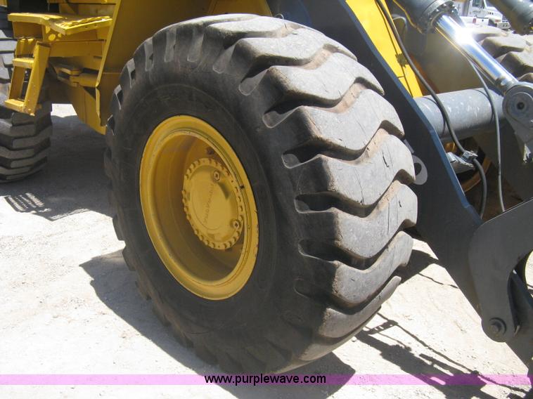 image for item A6415 1993 Volvo BM L90B wheel loader