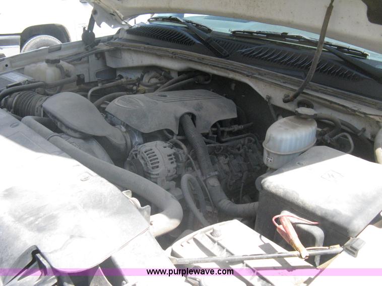 image for item A6416 2006 Chevrolet 2500 HD utility pickup truck