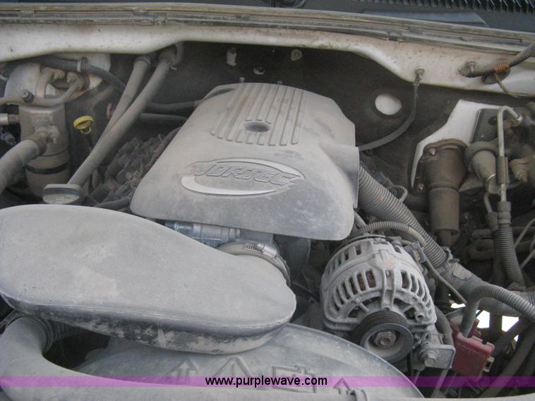 image for item A6416 2006 Chevrolet 2500 HD utility pickup truck