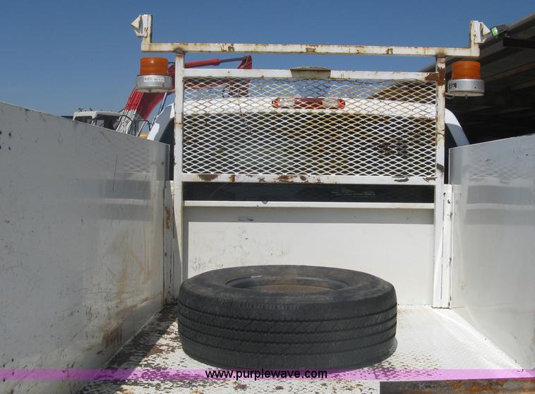 image for item A6416 2006 Chevrolet 2500 HD utility pickup truck