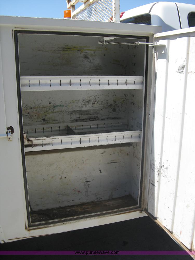 image for item A6416 2006 Chevrolet 2500 HD utility pickup truck