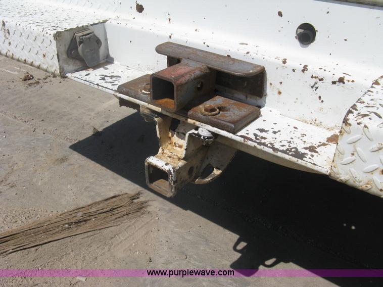 image for item A6416 2006 Chevrolet 2500 HD utility pickup truck