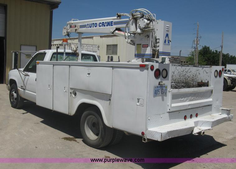 image for item A6417 1994 GMC 3500 SL service truck