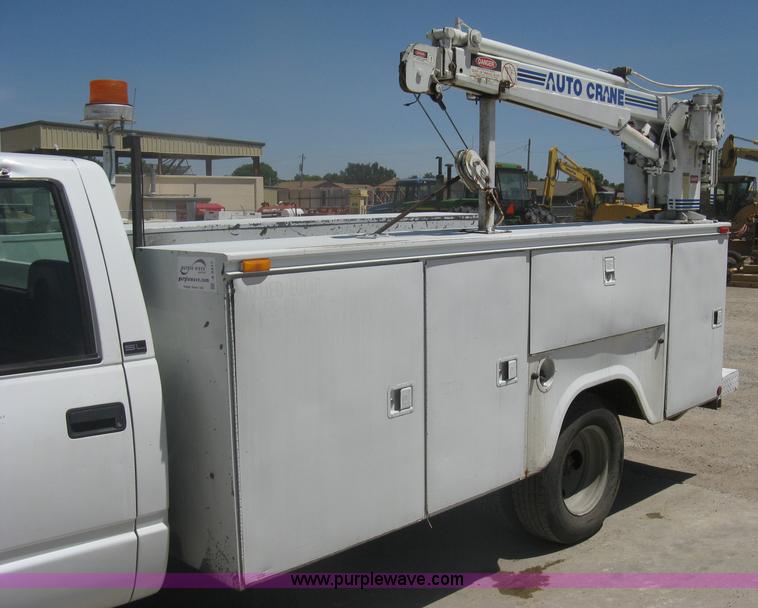 image for item A6417 1994 GMC 3500 SL service truck