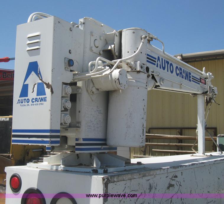 image for item A6417 1994 GMC 3500 SL service truck