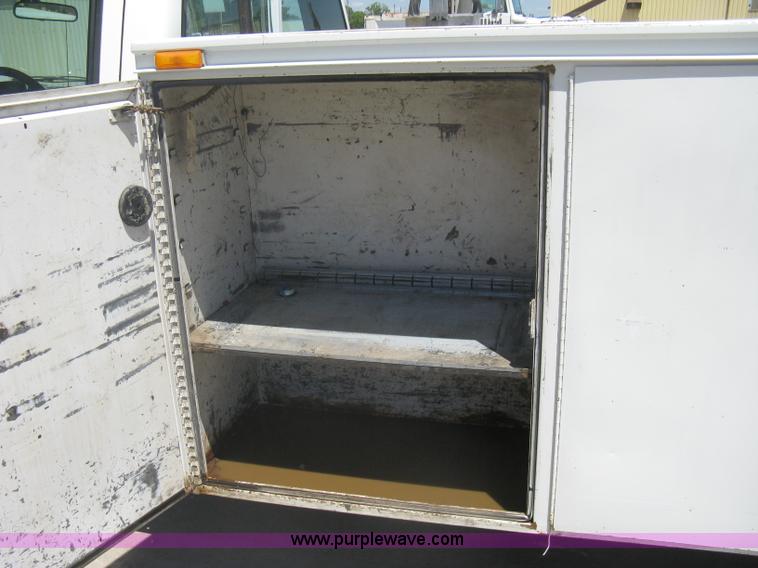 image for item A6417 1994 GMC 3500 SL service truck