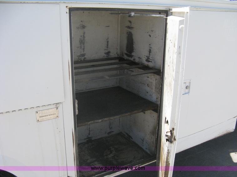 image for item A6417 1994 GMC 3500 SL service truck