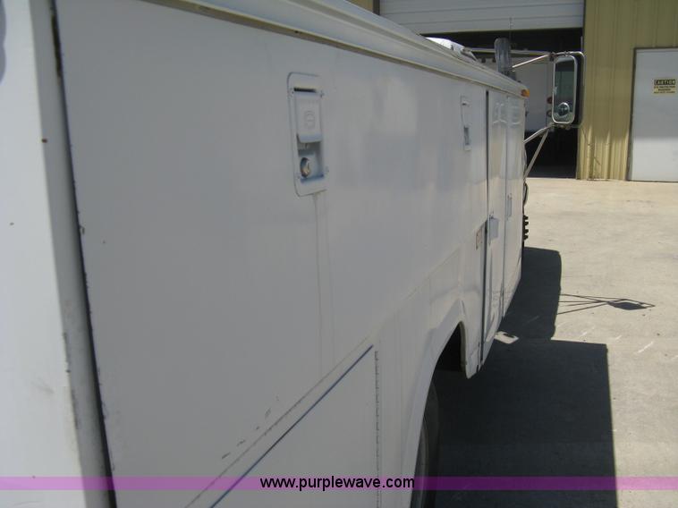 image for item A6417 1994 GMC 3500 SL service truck