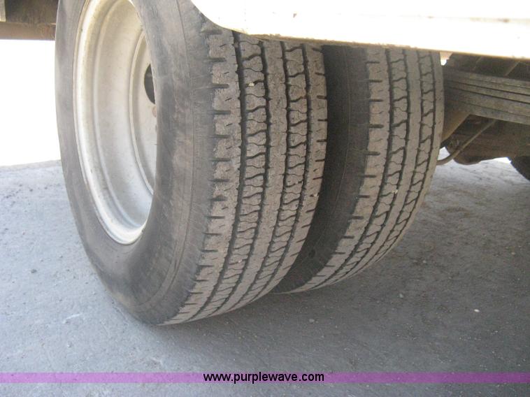 image for item A6417 1994 GMC 3500 SL service truck