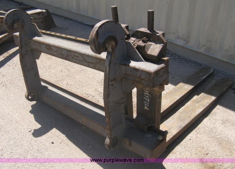 image for item A6420 59"W quick attach loader forks