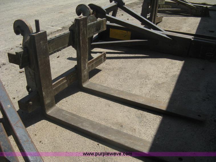 image for item A6422 59"W quick attach loader forks