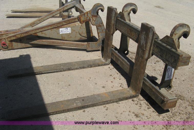 image for item A6424 59"W quick attach loader forks