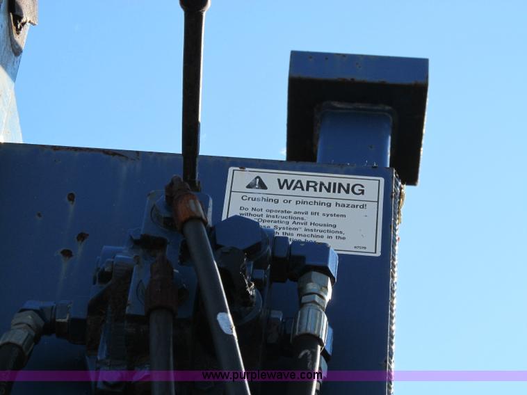 image for item A8317 2002 Peterson Pacific HC5400 portable horizontal recycler grinder