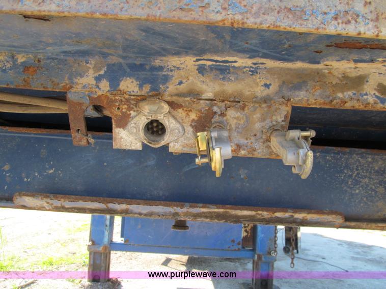 image for item A8317 2002 Peterson Pacific HC5400 portable horizontal recycler grinder