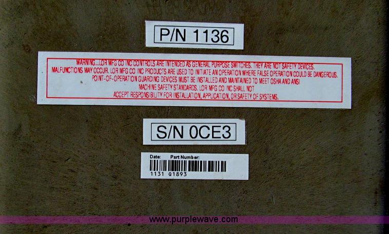 image for item A8317 2002 Peterson Pacific HC5400 portable horizontal recycler grinder