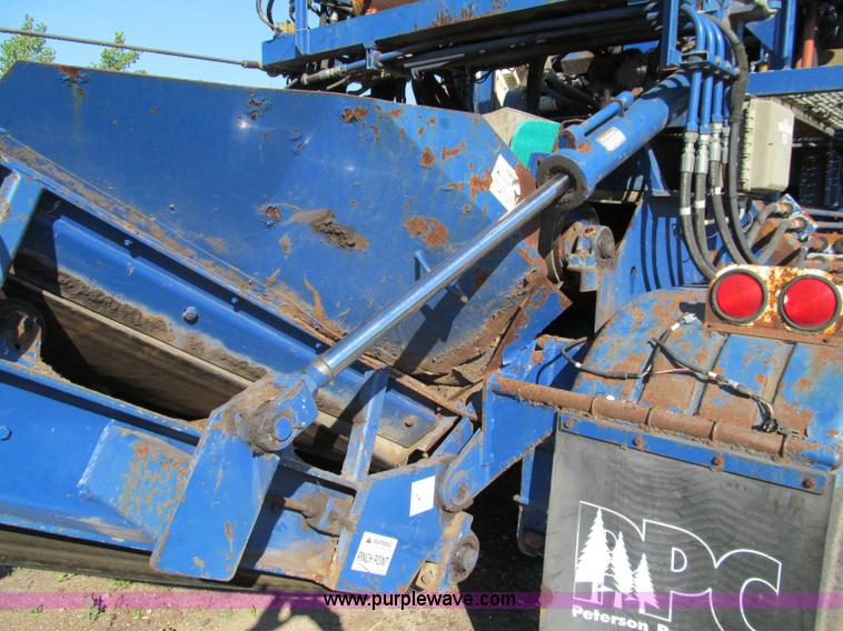 image for item A8317 2002 Peterson Pacific HC5400 portable horizontal recycler grinder