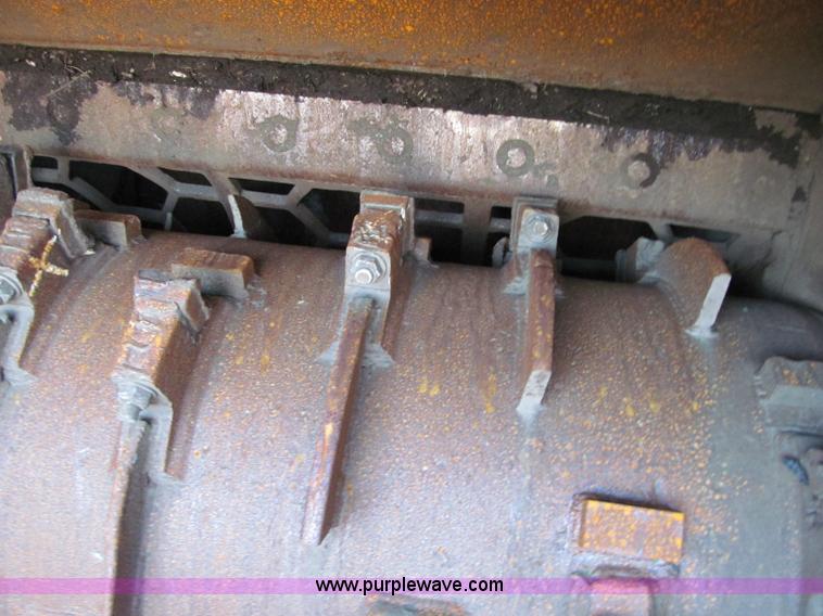 image for item A8317 2002 Peterson Pacific HC5400 portable horizontal recycler grinder