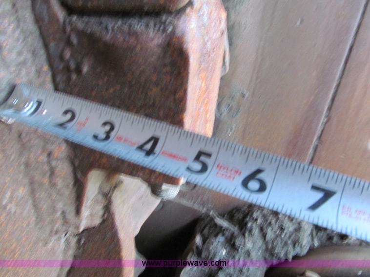 image for item A8317 2002 Peterson Pacific HC5400 portable horizontal recycler grinder