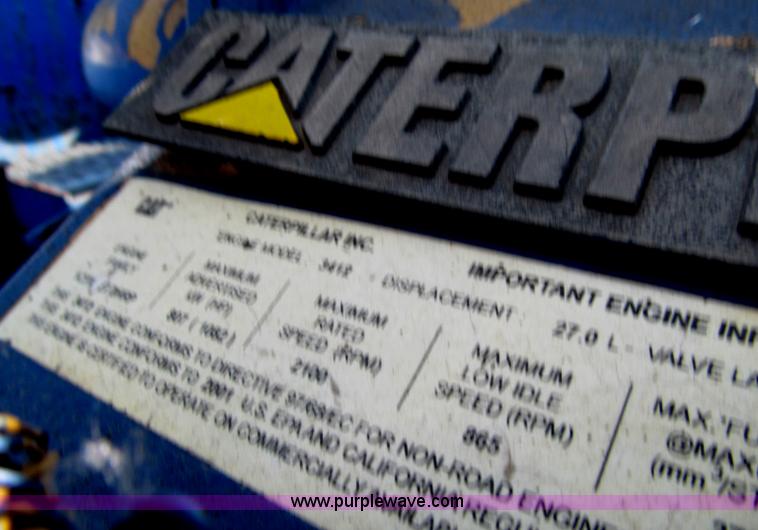 image for item A8317 2002 Peterson Pacific HC5400 portable horizontal recycler grinder