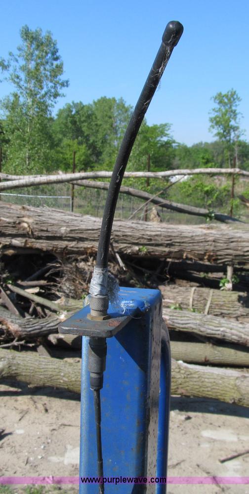 image for item A8317 2002 Peterson Pacific HC5400 portable horizontal recycler grinder