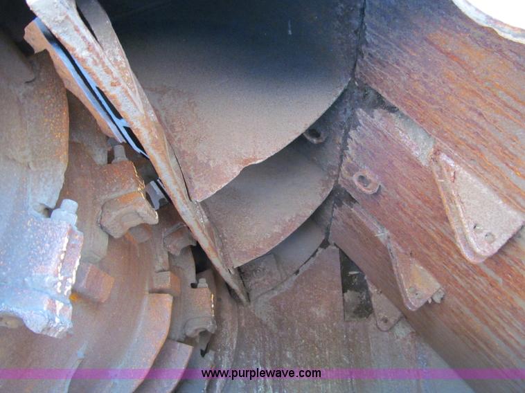 image for item A8317 2002 Peterson Pacific HC5400 portable horizontal recycler grinder