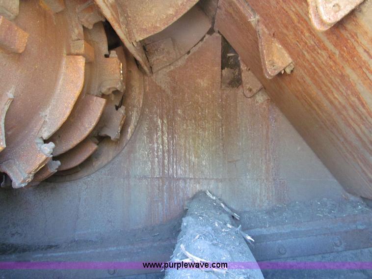 image for item A8317 2002 Peterson Pacific HC5400 portable horizontal recycler grinder