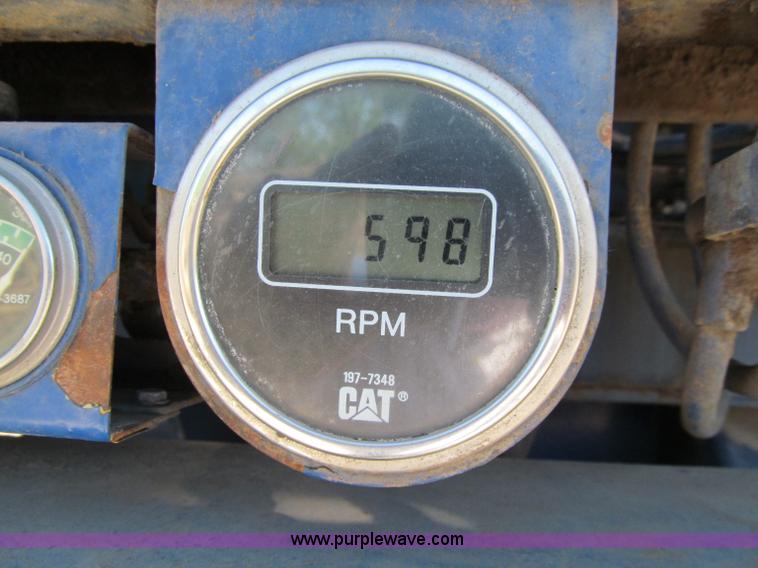 image for item A8317 2002 Peterson Pacific HC5400 portable horizontal recycler grinder