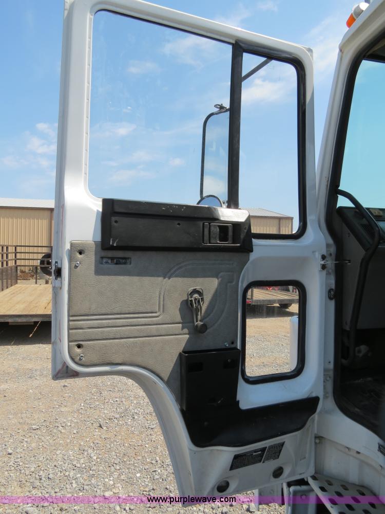 image for item B2369 1987 Volvo FE6 paint striper truck