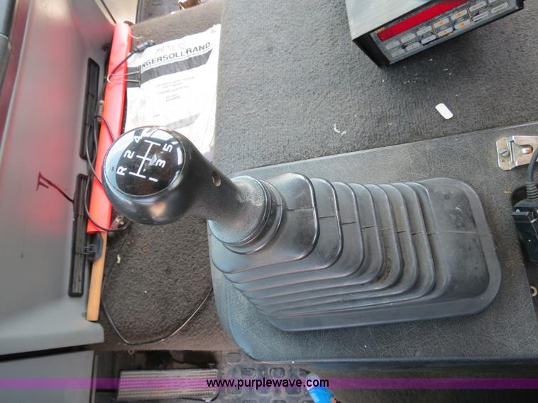 image for item B2369 1987 Volvo FE6 paint striper truck