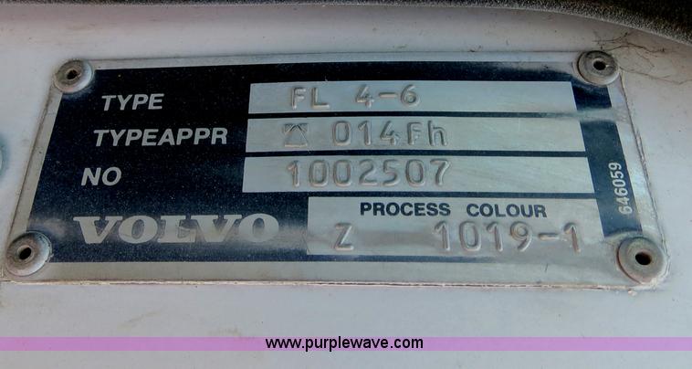 image for item B2369 1987 Volvo FE6 paint striper truck