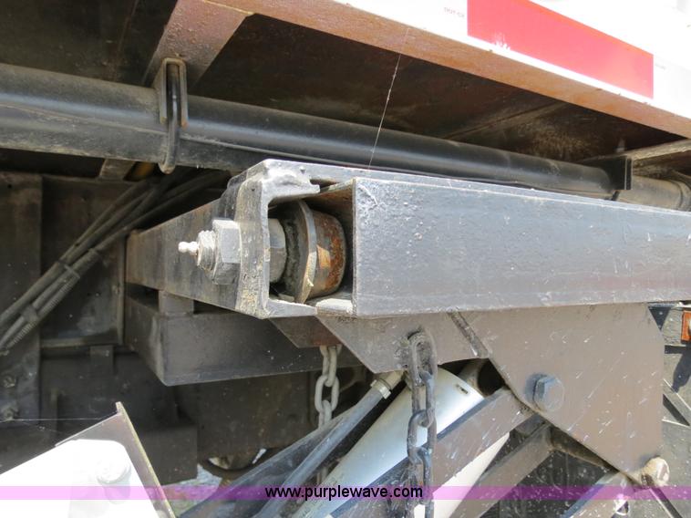 image for item B2369 1987 Volvo FE6 paint striper truck