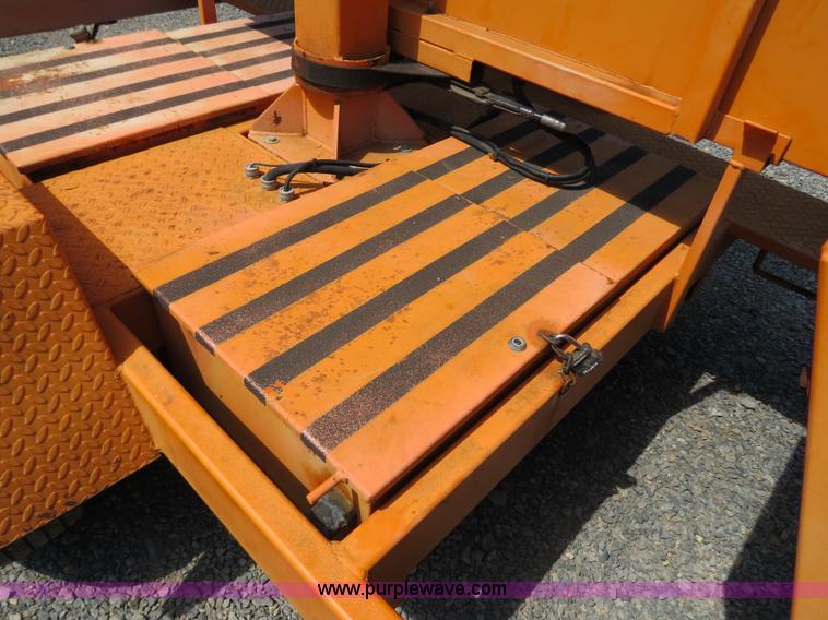 image for item B2370 2000 Ver-Mac PCMS-1210 portable message board