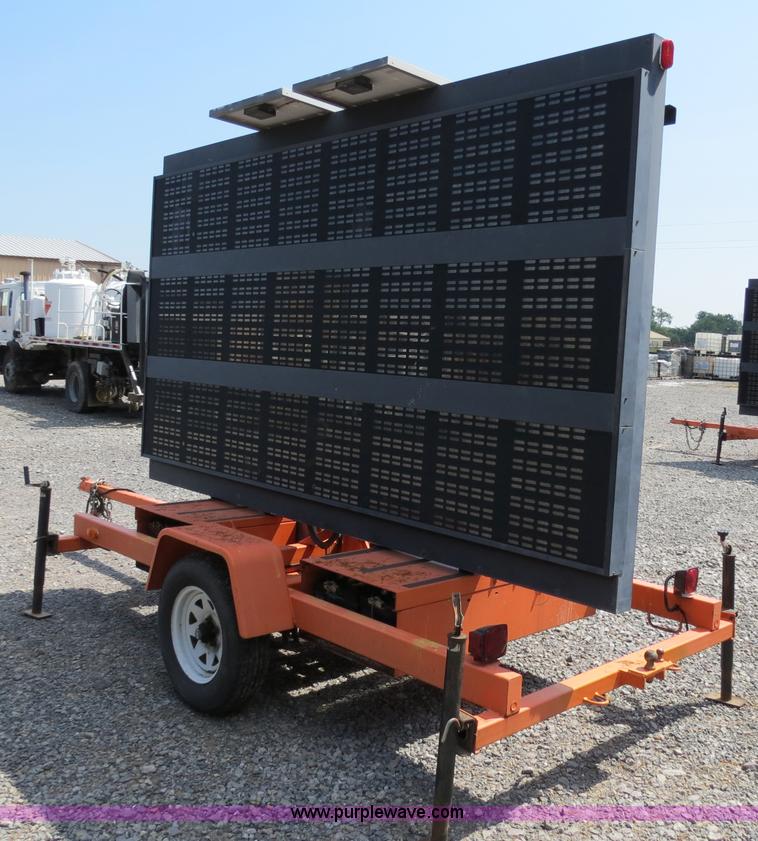 image for item B2371 2001 AMSIG CMS-T331 portable message board