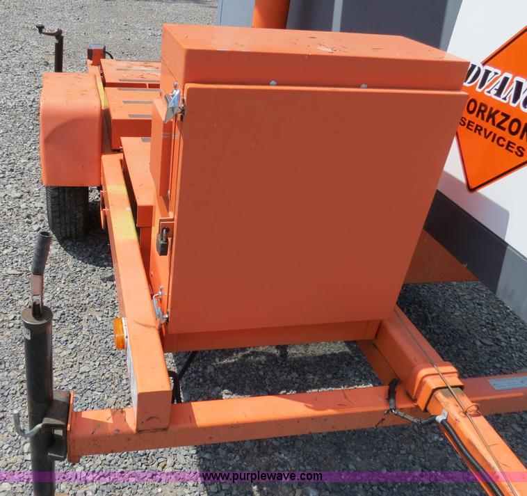 image for item B2371 2001 AMSIG CMS-T331 portable message board