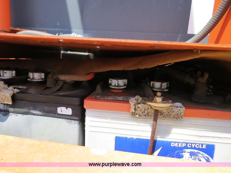 image for item B2371 2001 AMSIG CMS-T331 portable message board