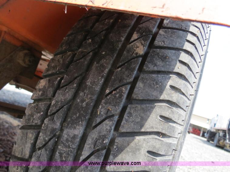 image for item B2371 2001 AMSIG CMS-T331 portable message board