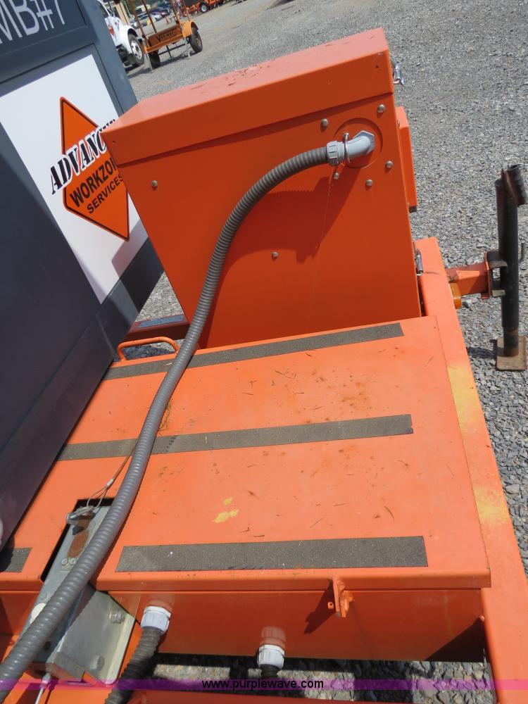 image for item B2371 2001 AMSIG CMS-T331 portable message board