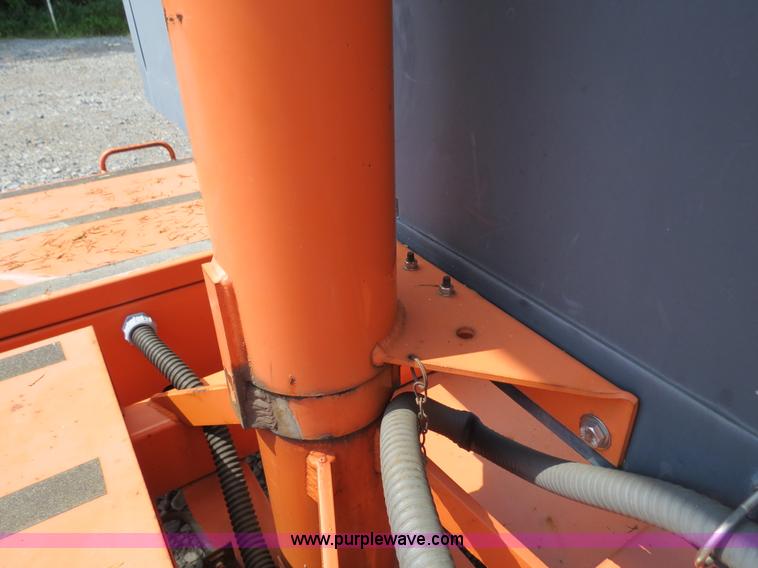 image for item B2371 2001 AMSIG CMS-T331 portable message board