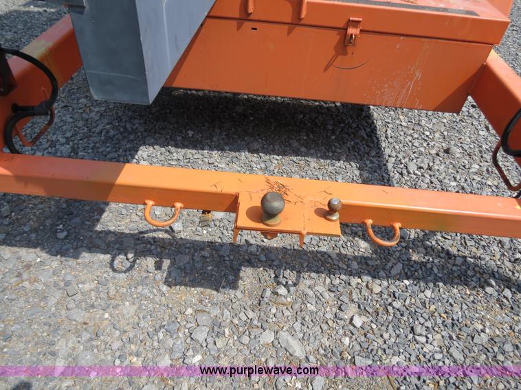 image for item B2371 2001 AMSIG CMS-T331 portable message board