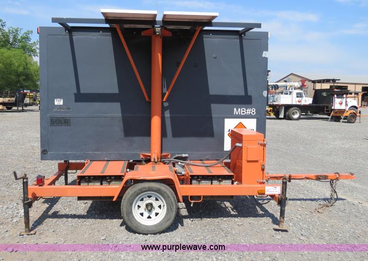 image for item B2372 2001 AMSIG CMS-T331 portable message board