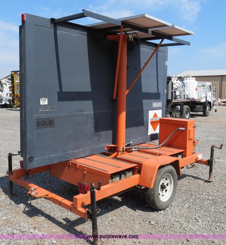 image for item B2372 2001 AMSIG CMS-T331 portable message board