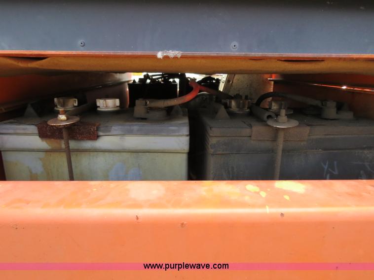 image for item B2372 2001 AMSIG CMS-T331 portable message board