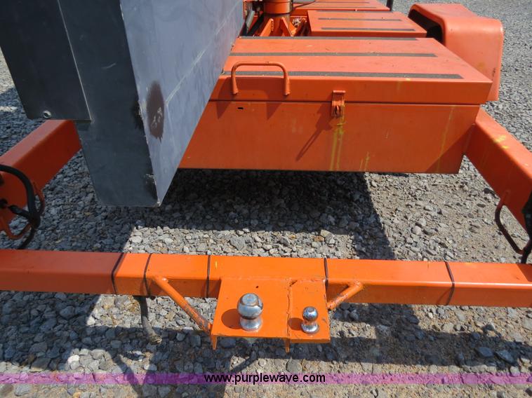 image for item B2372 2001 AMSIG CMS-T331 portable message board