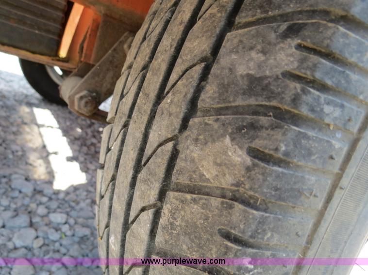 image for item B2372 2001 AMSIG CMS-T331 portable message board