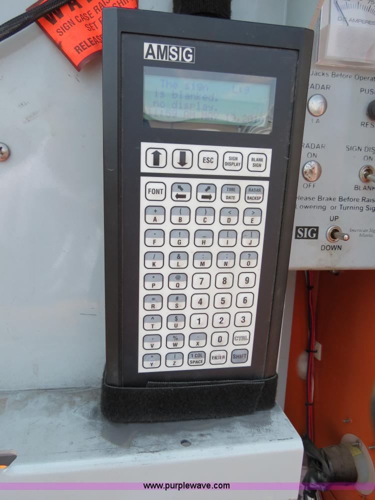 image for item B2372 2001 AMSIG CMS-T331 portable message board