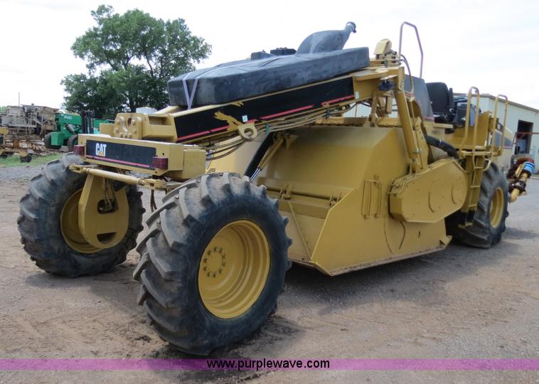 image for item B2382 2006 Caterpillar RM-300 rotary mill recycler/reclaimer