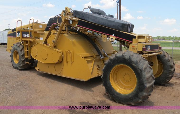 image for item B2382 2006 Caterpillar RM-300 rotary mill recycler/reclaimer