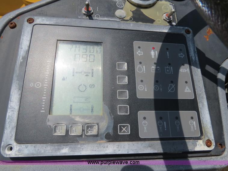 image for item B2382 2006 Caterpillar RM-300 rotary mill recycler/reclaimer